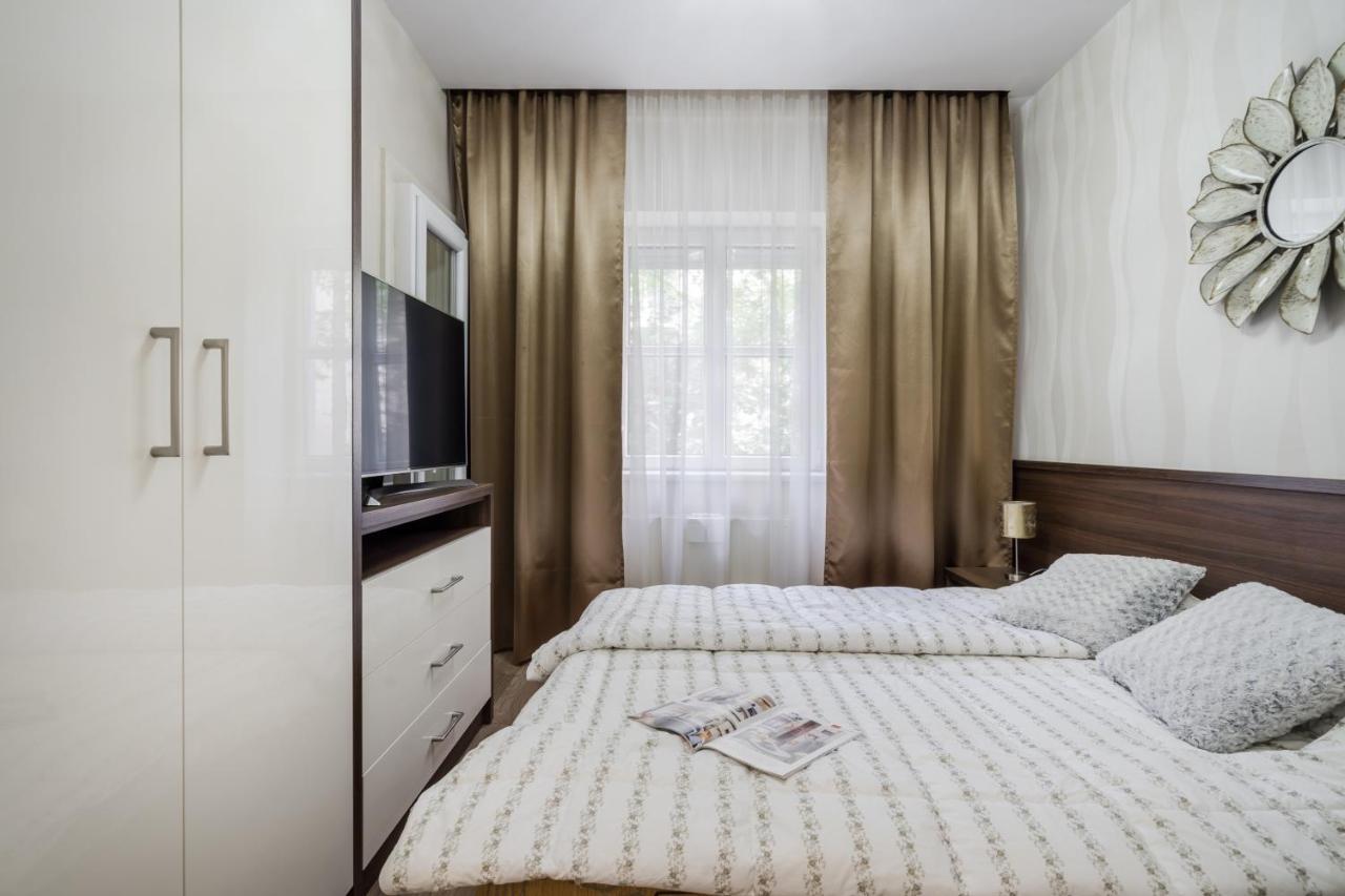 Bpr Ethereal Panoramic Suite With A/C & Balcony Boedapest Buitenkant foto